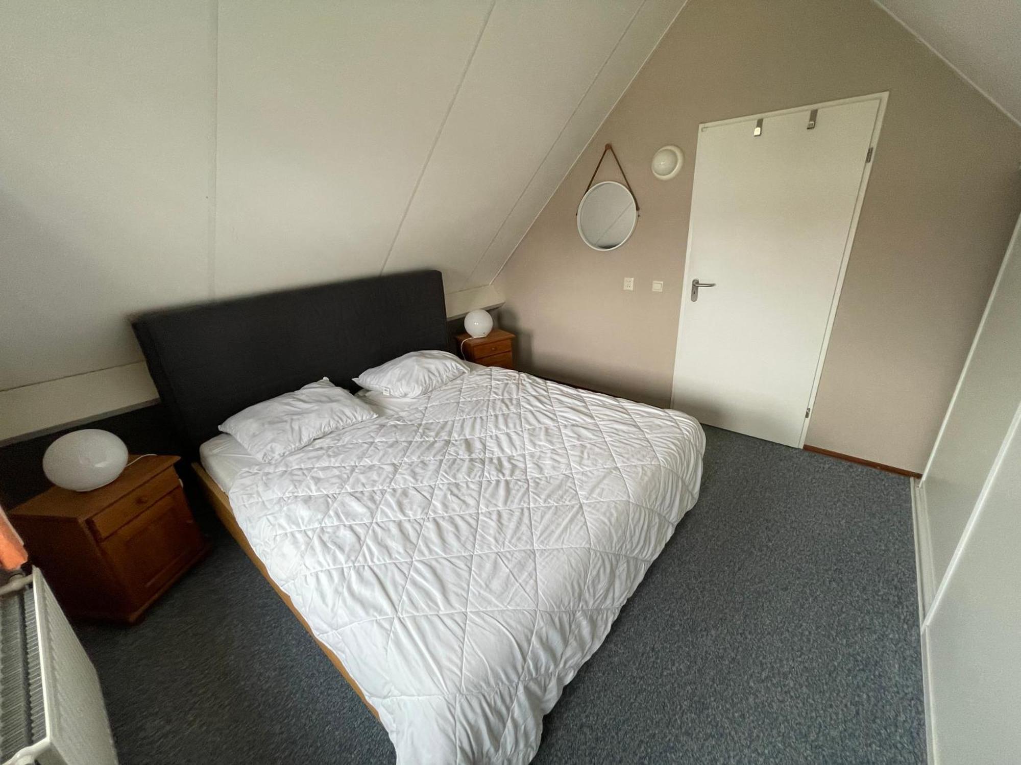 Freistehendes Ferienhaus Am See Naehe Roermond Heel Екстер'єр фото